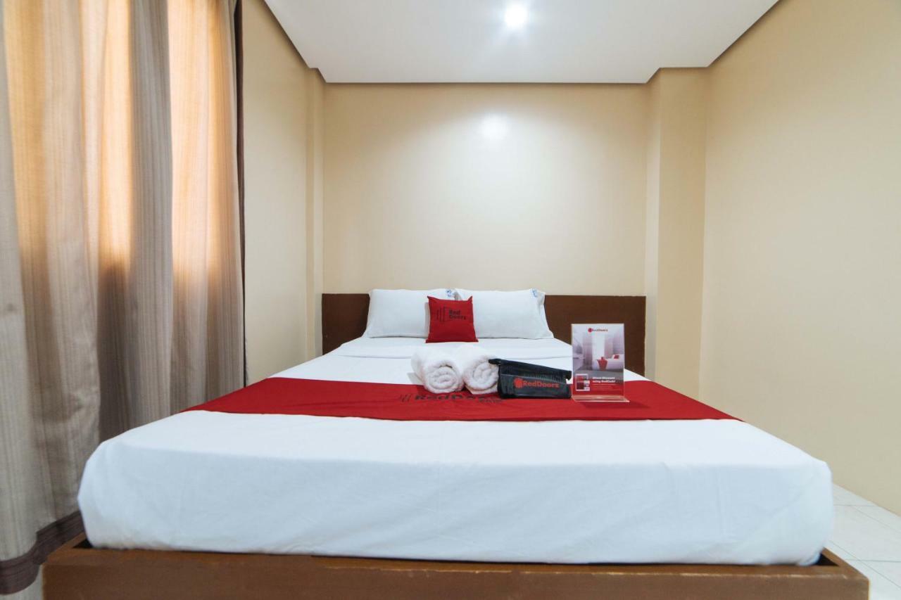 מלון Reddoorz Near Olongapo Bus Terminal מראה חיצוני תמונה