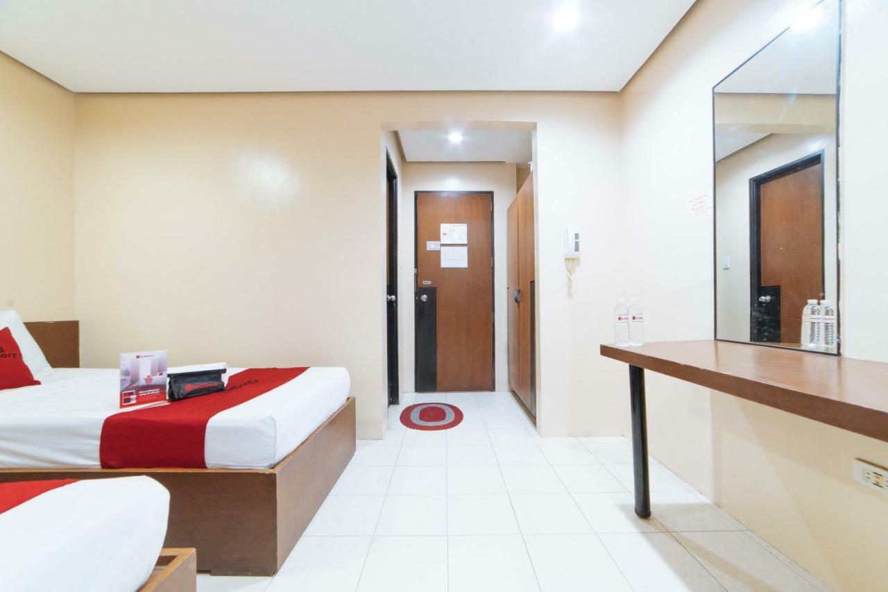 מלון Reddoorz Near Olongapo Bus Terminal מראה חיצוני תמונה