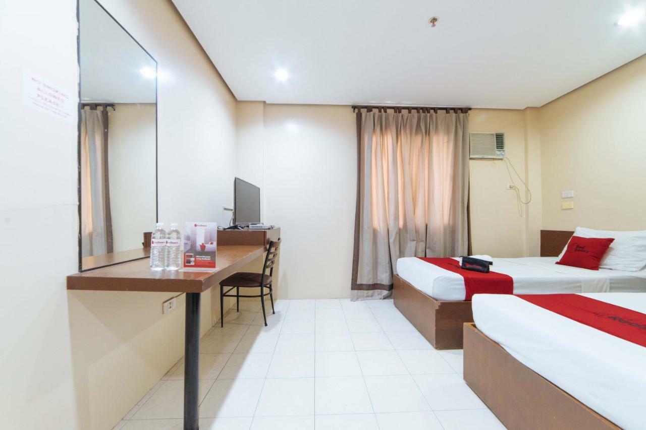 מלון Reddoorz Near Olongapo Bus Terminal מראה חיצוני תמונה