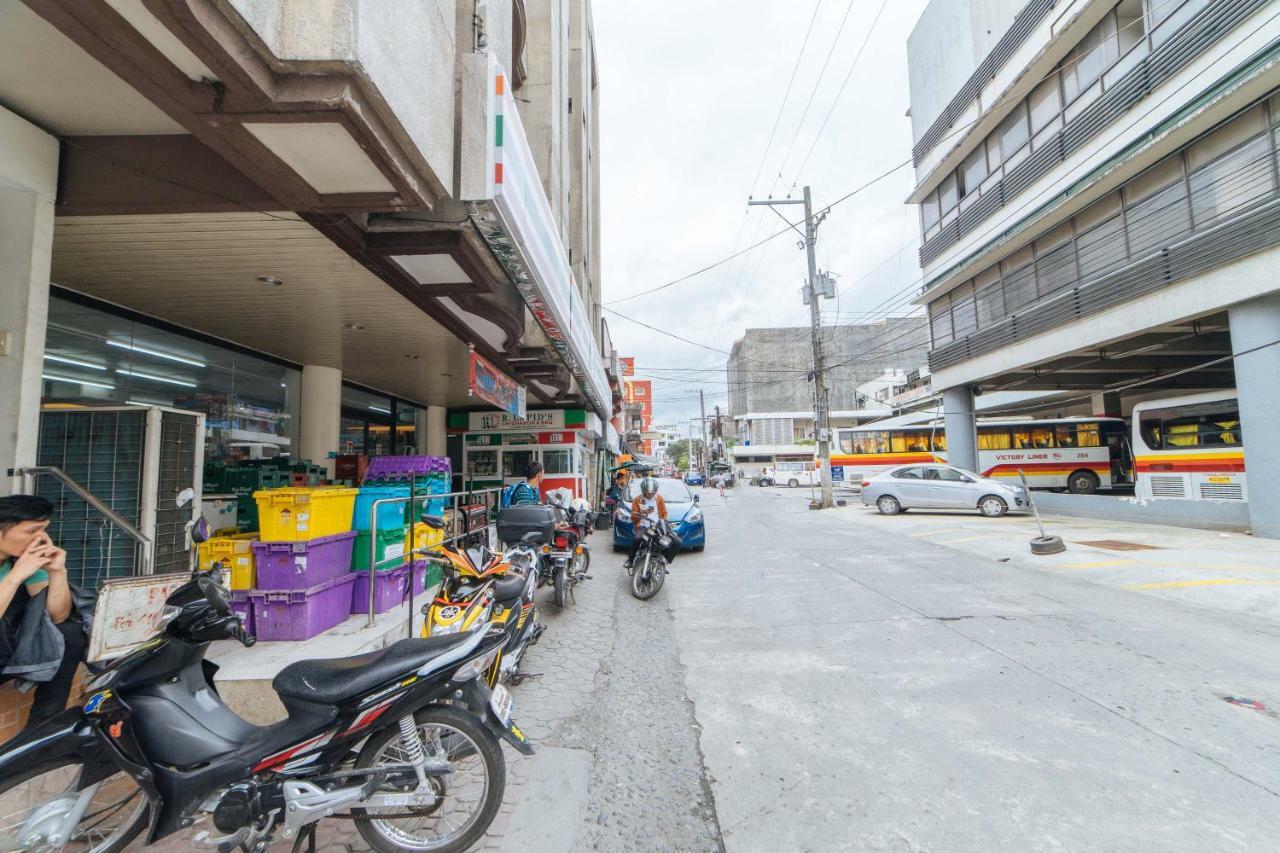 מלון Reddoorz Near Olongapo Bus Terminal מראה חיצוני תמונה
