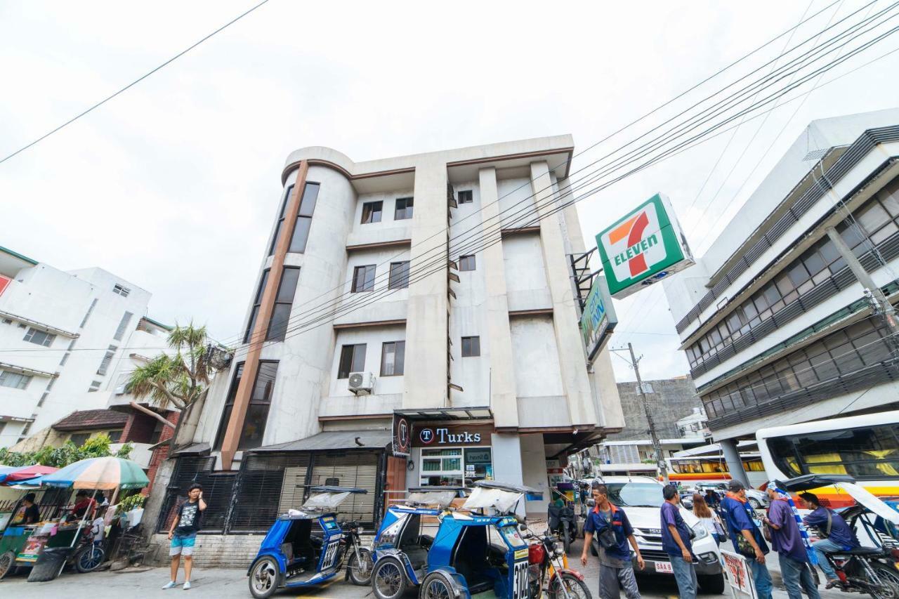 מלון Reddoorz Near Olongapo Bus Terminal מראה חיצוני תמונה
